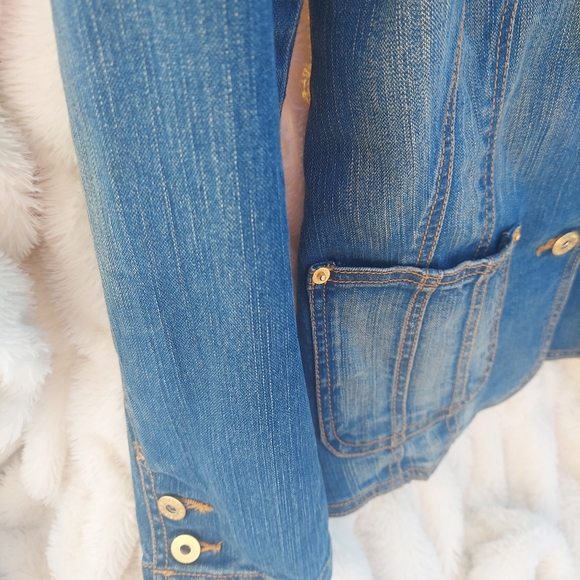 Jeanstar Vintage Distressed Jean Jacket - Picture 5 of 6